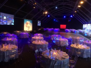 Cena di Gala service audio video e luci per evento aziendale 